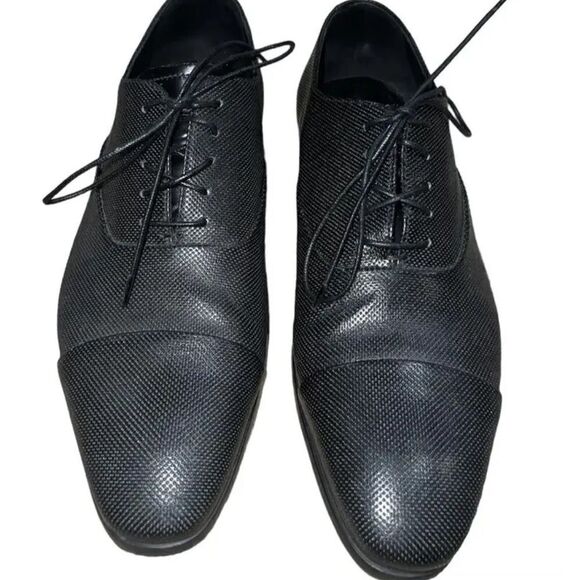 Giorgio Armani Other - ✨Giorgio Armani Black Textured Leather Lace Up Oxfords✨